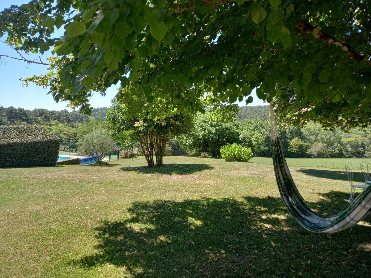 Gites Lalaurie Sauveterre-la-Lémance Exteriör bild