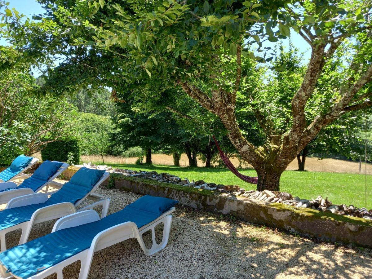 Gites Lalaurie Sauveterre-la-Lémance Exteriör bild